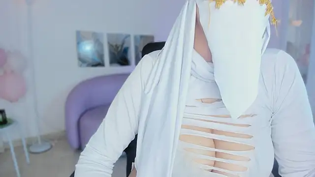 salma isawwii online show from April 14, 4:29 pm