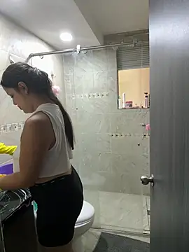 lunita sweet5 online show from February 1, 3:44 pm