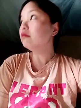 XoiXoi232 online show from April 9, 8:42 am