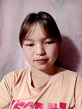 XoiXoi232 online show from September 26, 9:18 am