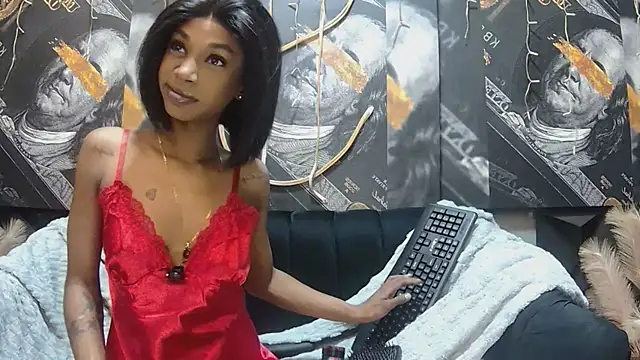 Lilmisbaddyxxx online show from July 20, 9:37 pm