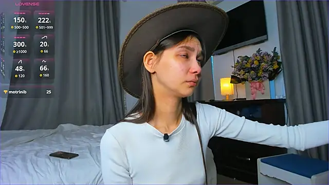 Amy Loveme online show from November 7, 4:07 am