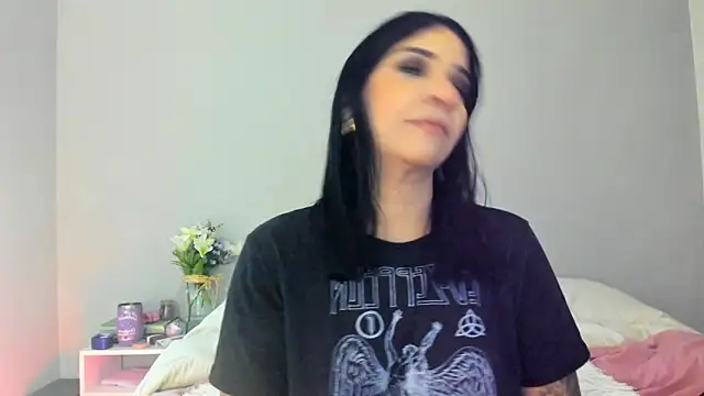 Laura-angeel online show from December 20, 5:28 pm