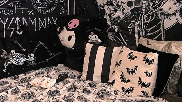 Paige Turner online show from January 31, 11:25 pm