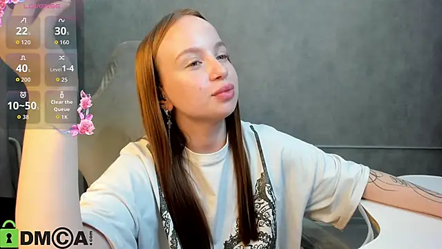 Snapshot of Bunny_Luvv chatting on October 4, 9:37 am Bunny Luvv online show from October 4, 9:37 am