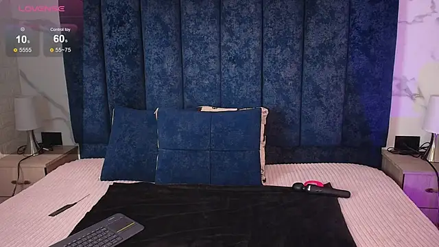 Snapshot of railey_rosse_ chatting on September 19, 4:39 pm railey rosse online show from September 19, 4:39 pm