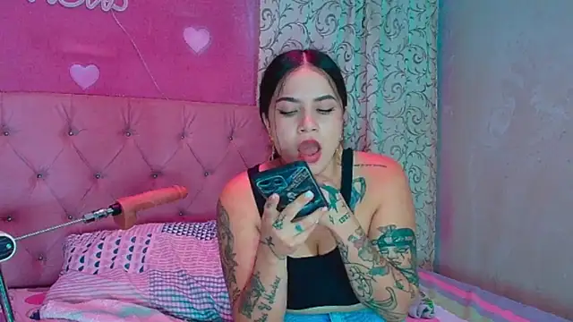 Snapshot of Lali_HOtt chatting on October 11, 10:34 pm Lali HOtt online show from October 11, 10:34 pm