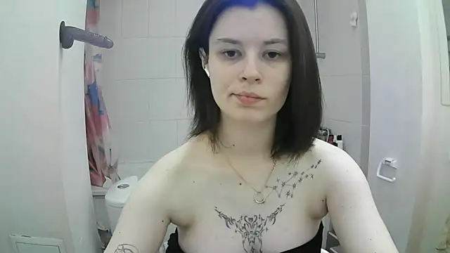 Snapshot of EdlinEngelby chatting on September 10, 1:44 pm EdlinEngelby online show from September 10, 1:44 pm