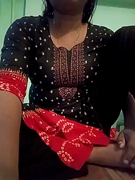 Snapshot of Rina-2 chatting on October 2, 11:48 am Rina-2 online show from October 2, 11:48 am