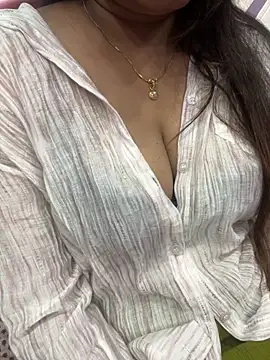 Snapshot of Naughty-Kamini chatting on October 30, 5:58 pm Naughty-Kamini online show from October 30, 5:58 pm