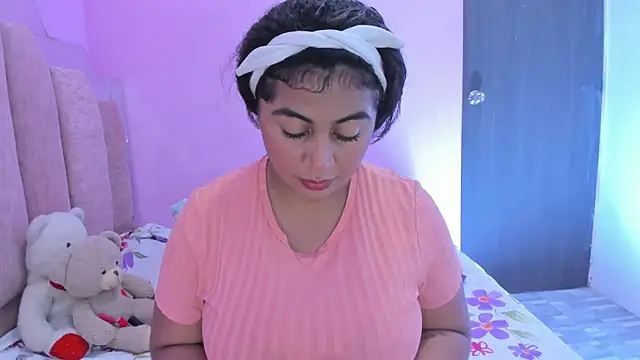 Snapshot of AndreaSweet2 chatting on September 19, 7:35 pm AndreaSweet2 online show from September 19, 7:35 pm