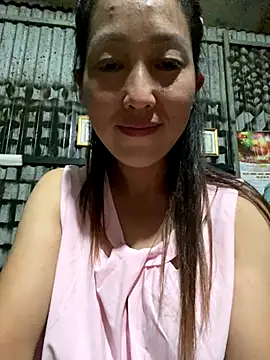 Snapshot of Huong-Ly chatting on September 18, 1:53 pm Huong-Ly online show from September 18, 1:53 pm