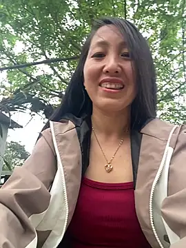 Huong-Ly online show from March 3, 10:32 am