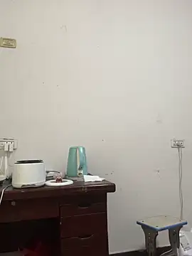 crhong666 online show from November 23, 6:49 am