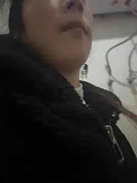 crhong666 online show from January 7, 12:25 am