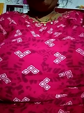 Snapshot of Aruhi_hot chatting on October 9, 9:19 pm Aruhi hot online show from October 9, 9:19 pm