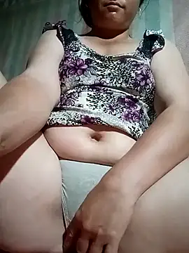 Love-Mama33 online show from April 18, 10:53 pm