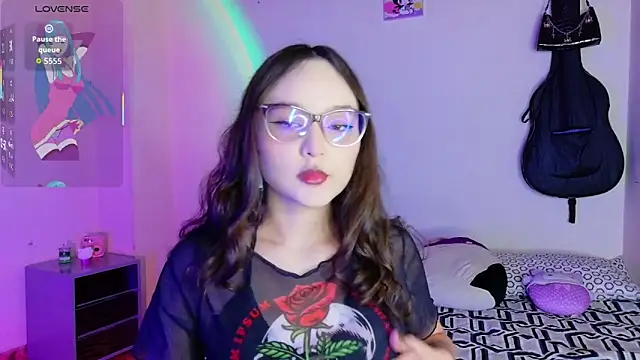 Snapshot of daihanae_2 chatting on September 16, 12:07 am daihanae 2 online show from September 16, 12:07 am