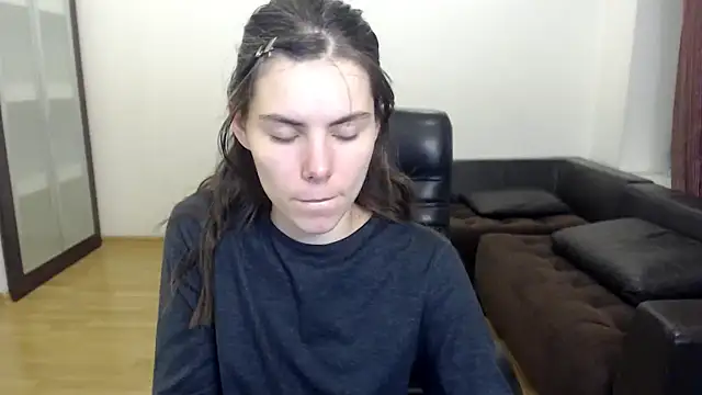 AmelieReve online show from November 8, 6:24 pm