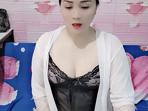 Snapshot of Miu_9117 chatting on September 26, 3:53 pm Miu 9117 online show from September 26, 3:53 pm