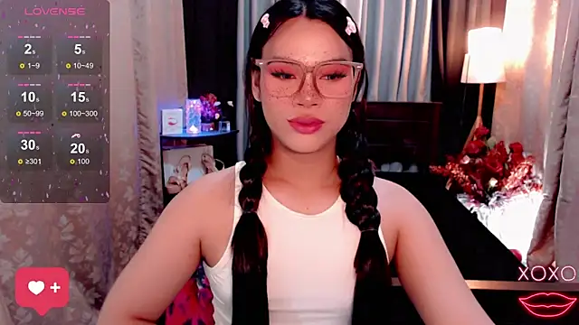 Snapshot of IamRaeganDolls69 chatting on October 9, 12:04 am IamRaeganDolls69 online show from October 9, 12:04 am