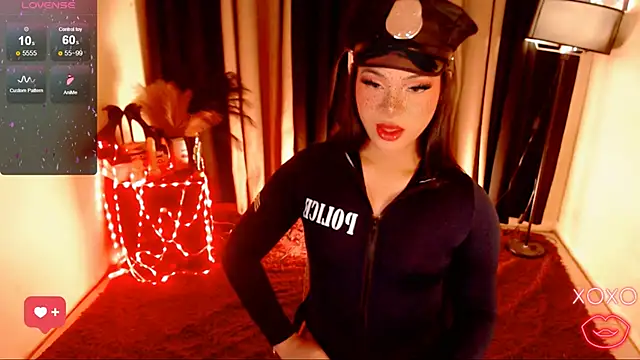 Snapshot of IamRaeganDolls69 chatting on October 14, 1:41 am IamRaeganDolls69 online show from October 14, 1:41 am