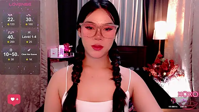 Snapshot of IamRaeganDolls69 chatting on September 28, 12:28 am IamRaeganDolls69 online show from September 28, 12:28 am