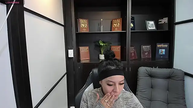 Snapshot of IvonnePrince_ chatting on October 9, 12:42 pm IvonnePrince online show from October 9, 12:42 pm