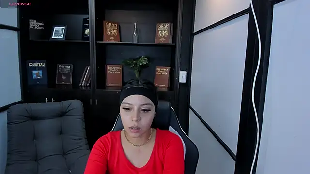 Snapshot of IvonnePrince_ chatting on October 2, 12:32 pm IvonnePrince online show from October 2, 12:32 pm