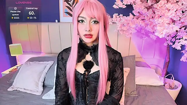 Shizuko  online show from February 5, 7:39 pm