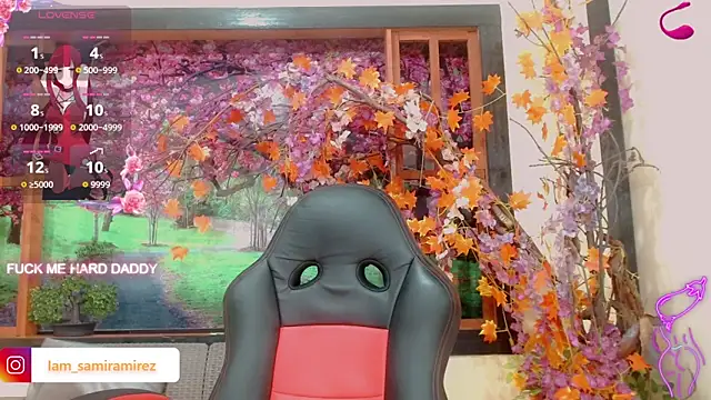 Snapshot of Britany_montiel chatting on October 7, 7:07 pm Britany montiel online show from October 7, 7:07 pm
