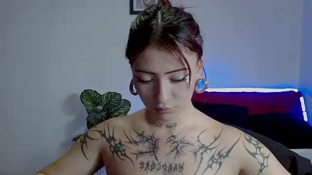 Evanss lx online show from April 14, 8:31 pm