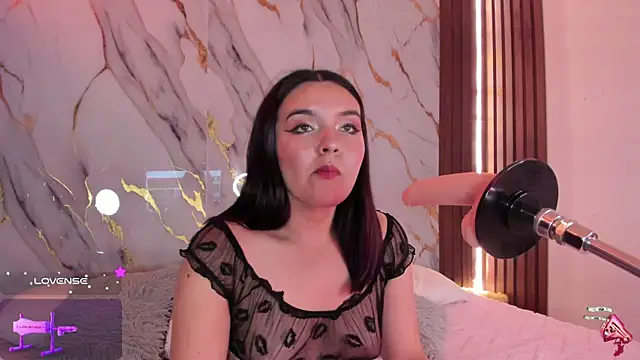 alicecute77 online show from October 15, 2:25 am