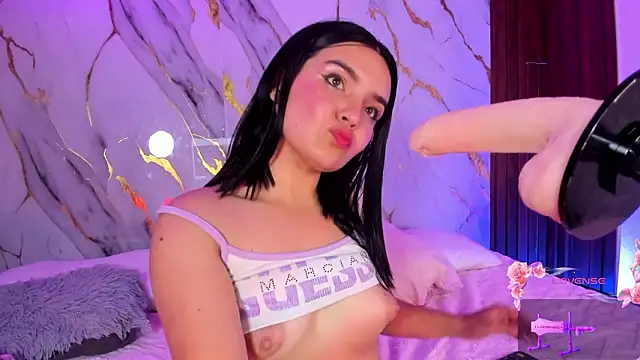 alicecute77 online show from February 8, 2:37 am