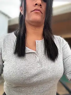 Suandenilo7 online show from April 23, 5:15 pm