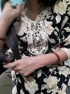 Aarti-kumri online show from February 26, 7:46 pm