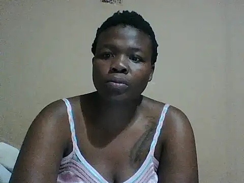 Snapshot of chocolateboobs92 chatting on September 12, 9:44 pm chocolateboobs92 online show from September 12, 9:44 pm