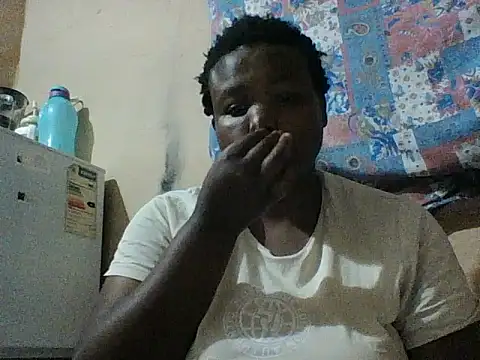 Snapshot of chocolateboobs92 chatting on September 17, 8:40 pm chocolateboobs92 online show from September 17, 8:40 pm