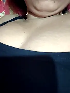Snapshot of Magic-heart1 chatting on October 7, 11:53 pm Magic-heart1 online show from October 7, 11:53 pm