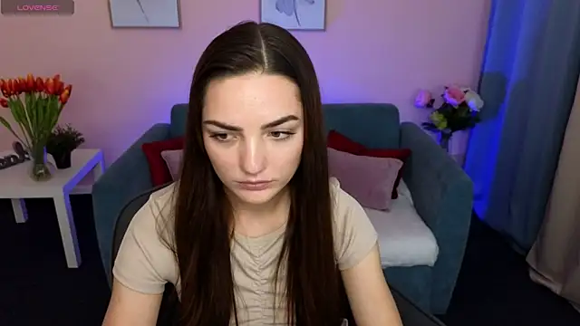 MyEllaLuvs online show from September 13, 8:28 pm