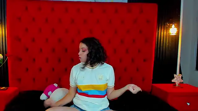 Snapshot of Xzatella chatting on September 10, 9:04 pm Xzatella online show from September 10, 9:04 pm