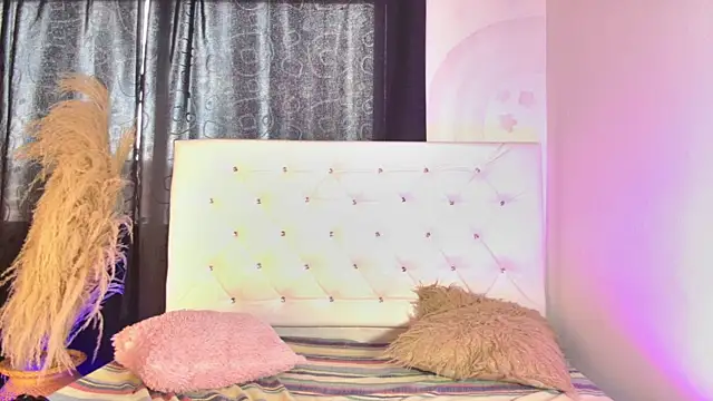 tatixxxvega online show from April 10, 6:14 pm