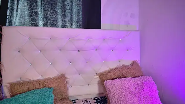 tatixxxvega online show from July 4, 6:26 pm