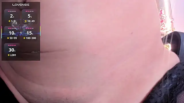 Snapshot of Jenie_fire_ chatting on September 25, 8:28 pm Jenie fire online show from September 25, 8:28 pm