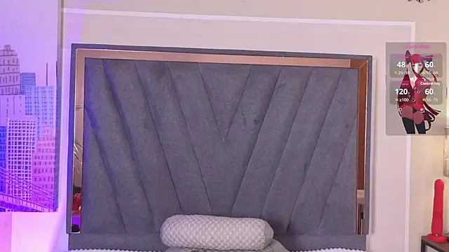 VelvetFox  online show from June 11, 7:43 pm