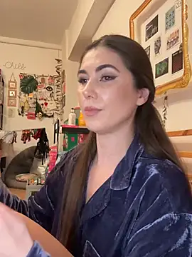 DahliaVonLure online show from February 13, 5:20 am