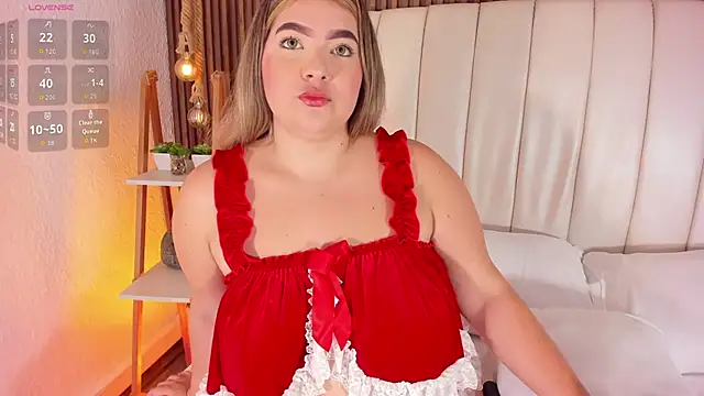 MiaVixen  online show from December 17, 11:09 pm