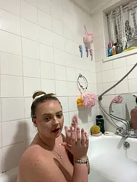 SexySashaxox online show from June 30, 9:36 pm