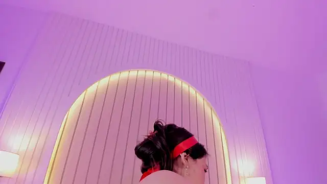 ameliiaa smith online show from October 10, 2:16 am