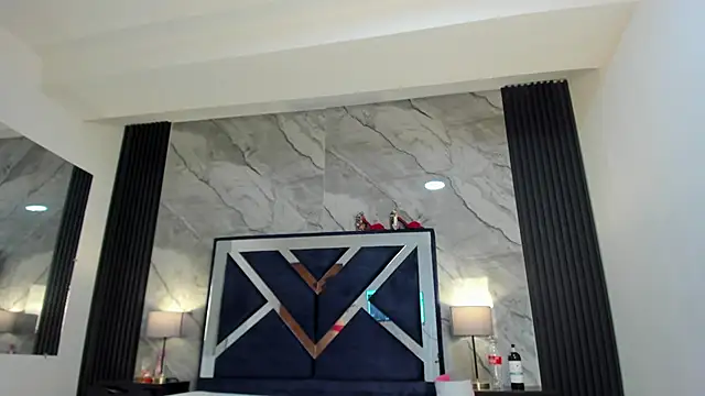 Snapshot of VioletRose_as chatting on September 17, 7:45 pm VioletRose as online show from September 17, 7:45 pm